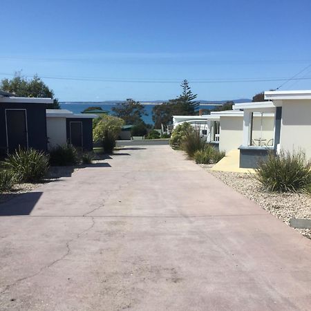 Old Pier Apartments Bridport Exterior photo